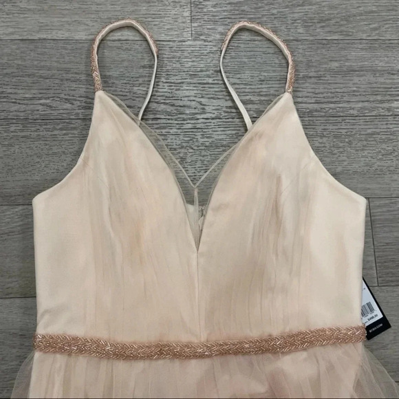 BCBGMAXAZRIA Women's Tulle Dress with Beaded Trim 4 - Picture 10 of 12